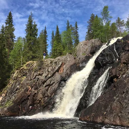 Loma-laattaja Hyrynsalmi