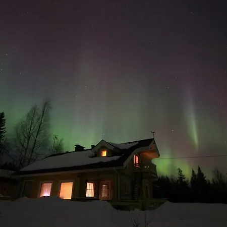 Holiday home Loma-laattaja Hyrynsalmi